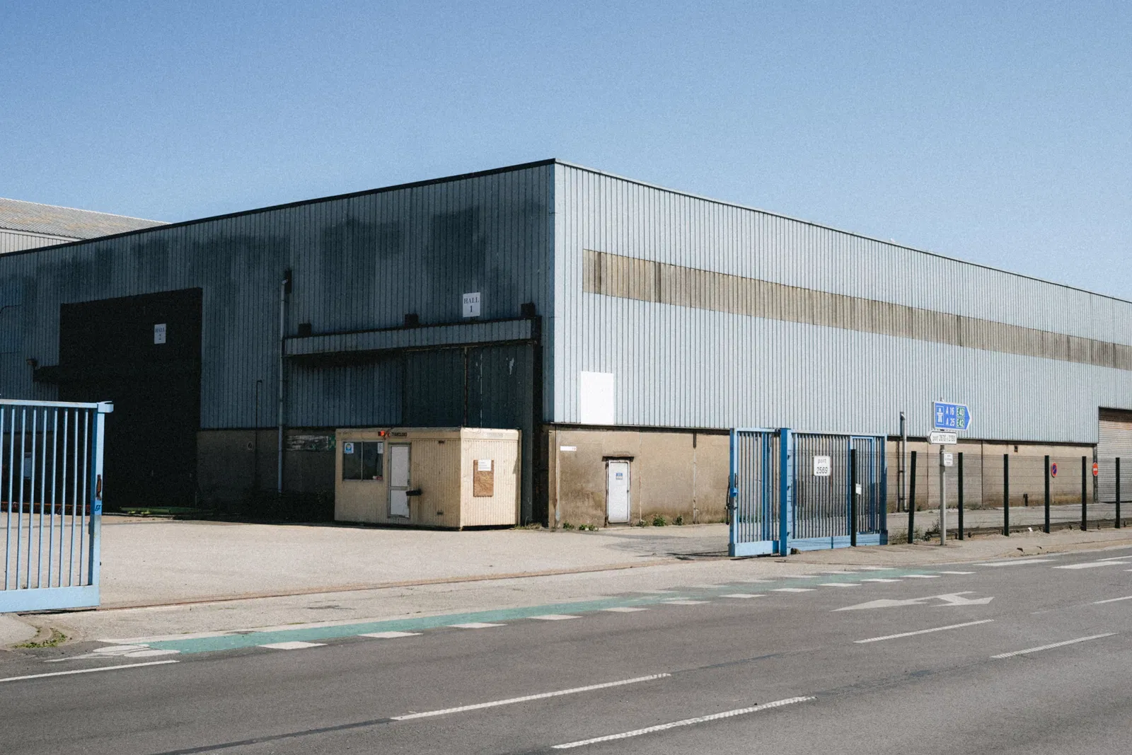 Gewerbehalle als Beispiel für eine betrieblich genutzte Liegenschaft